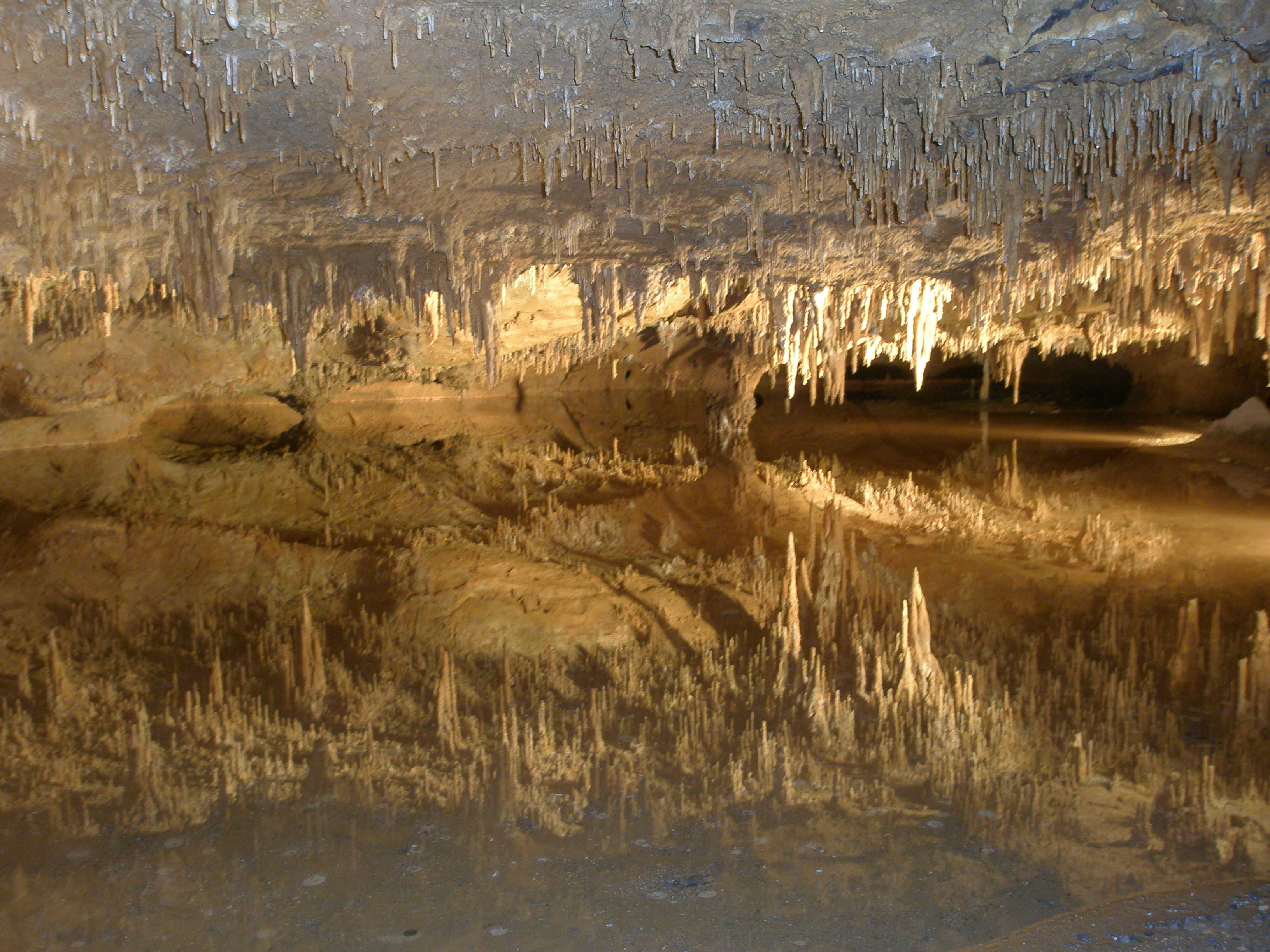 Luray Caverns